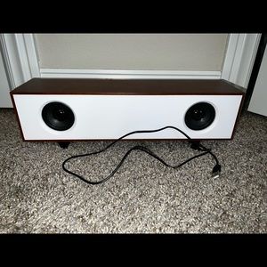 Modern Speaker